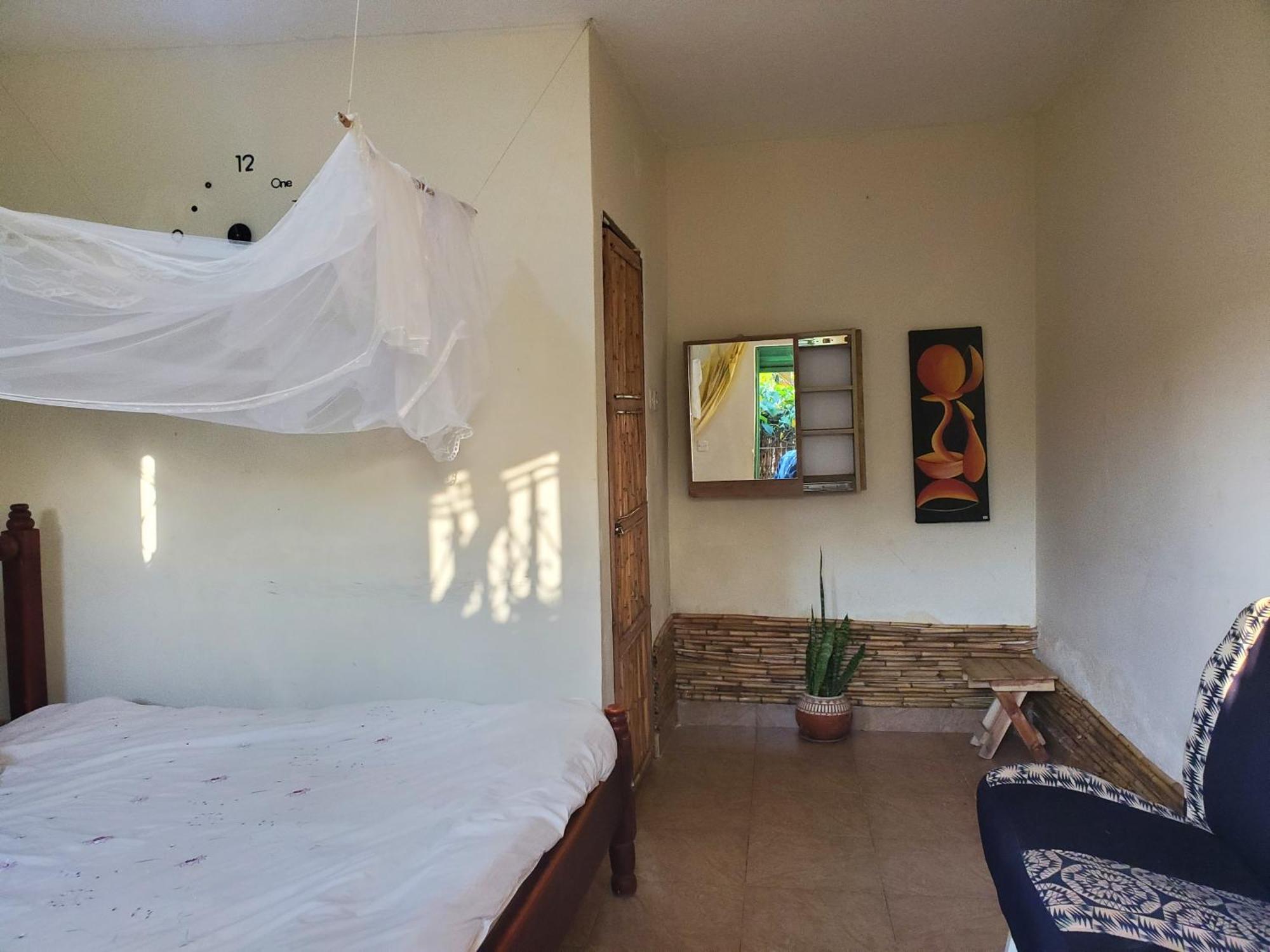 Gaia Eco Hub Bnb Fort Portal Bagian luar foto