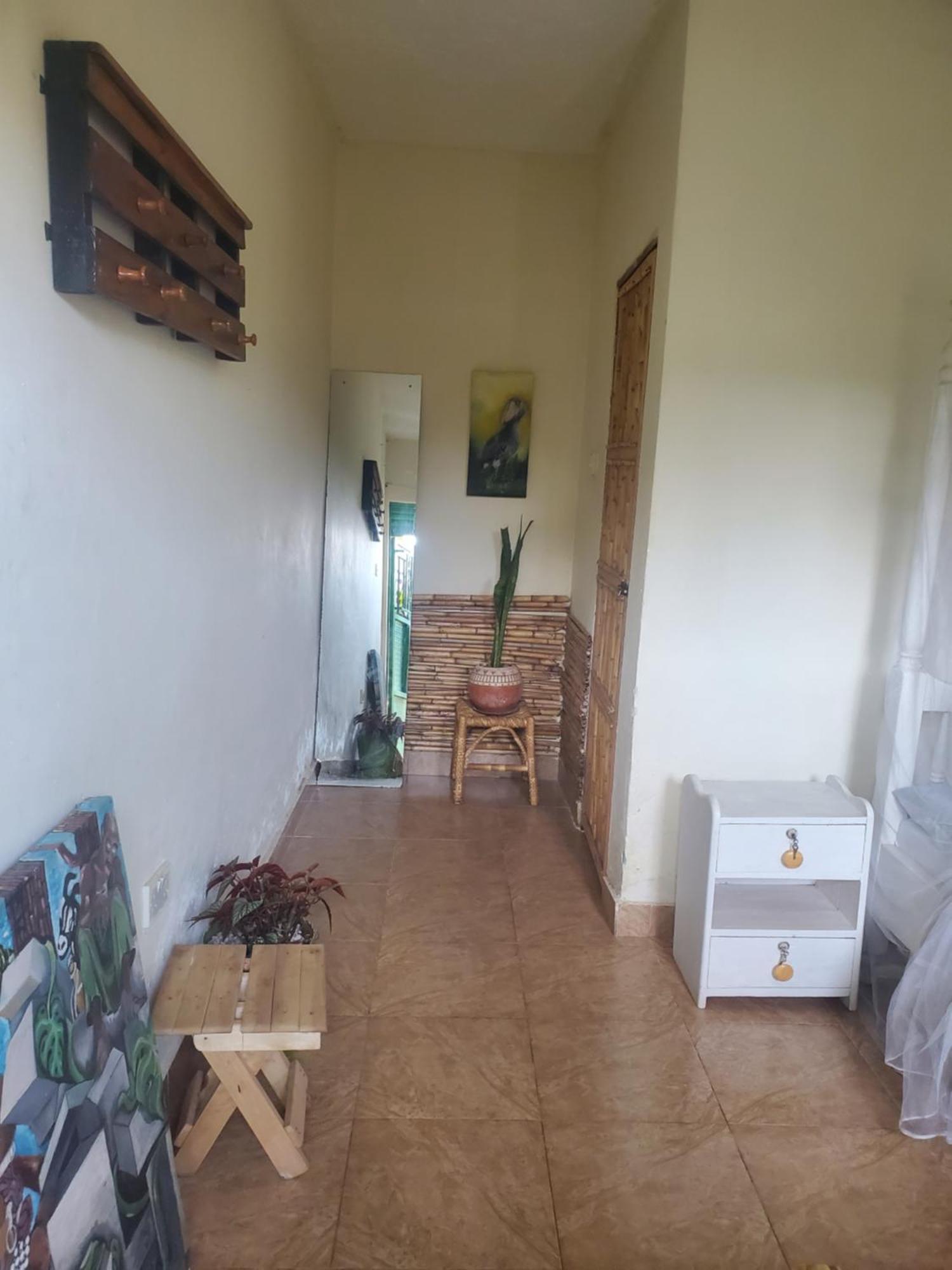 Gaia Eco Hub Bnb Fort Portal Bagian luar foto